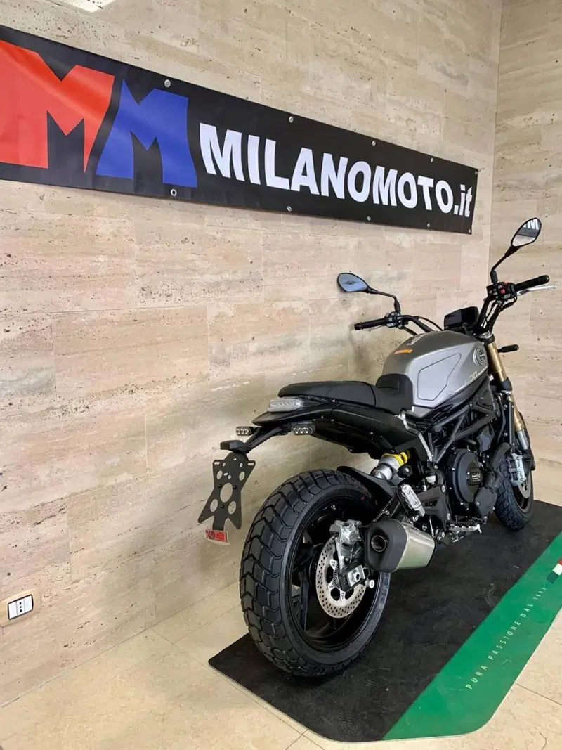 Benelli Leoncino 800 (2022 - 26) (5)