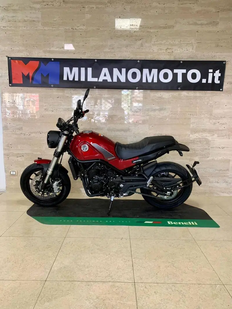 Benelli Leoncino 500 (2021 - 25) (2)