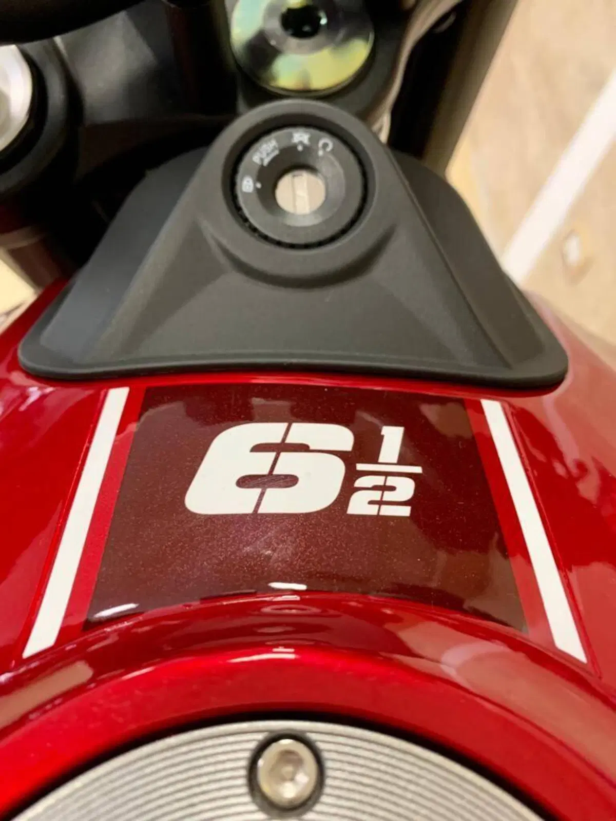 Moto Morini SEIEMMEZZO STR (2022 - 26) (10)
