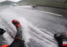 Il rischio di guidare sotto la pioggia si chiama... aquaplaning, ecco un incidente tipico [VIDEO]