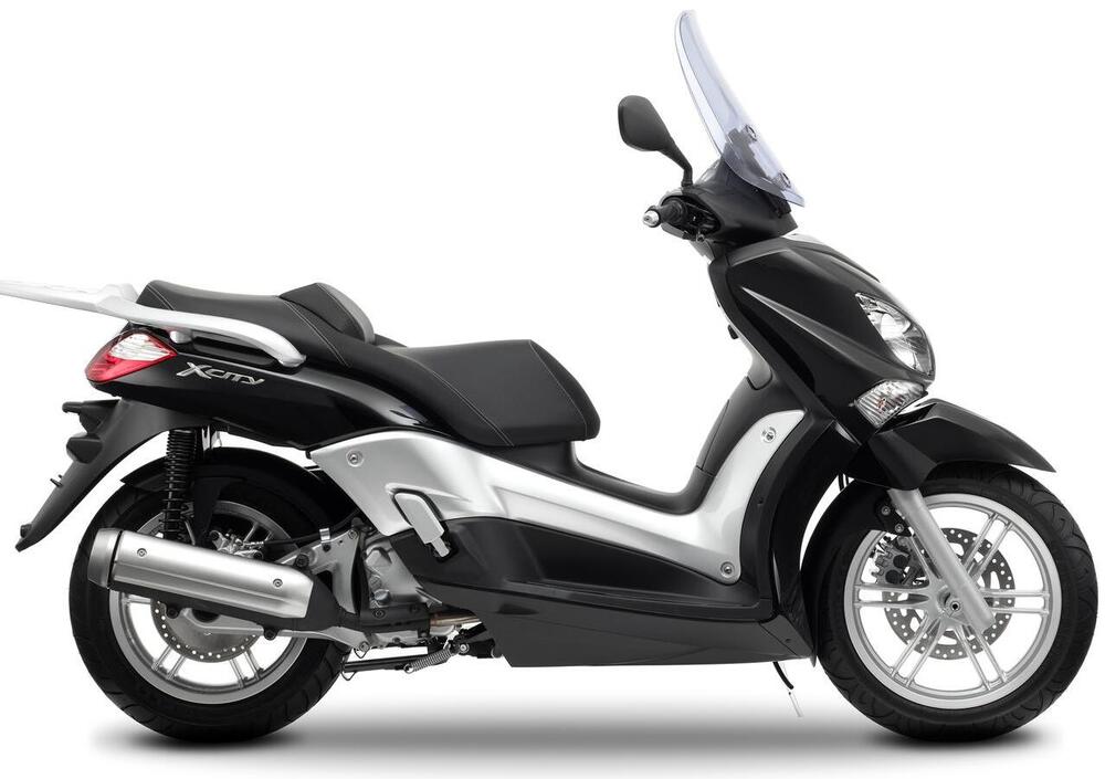 Yamaha X-City 250 (2006 - 16) (2)