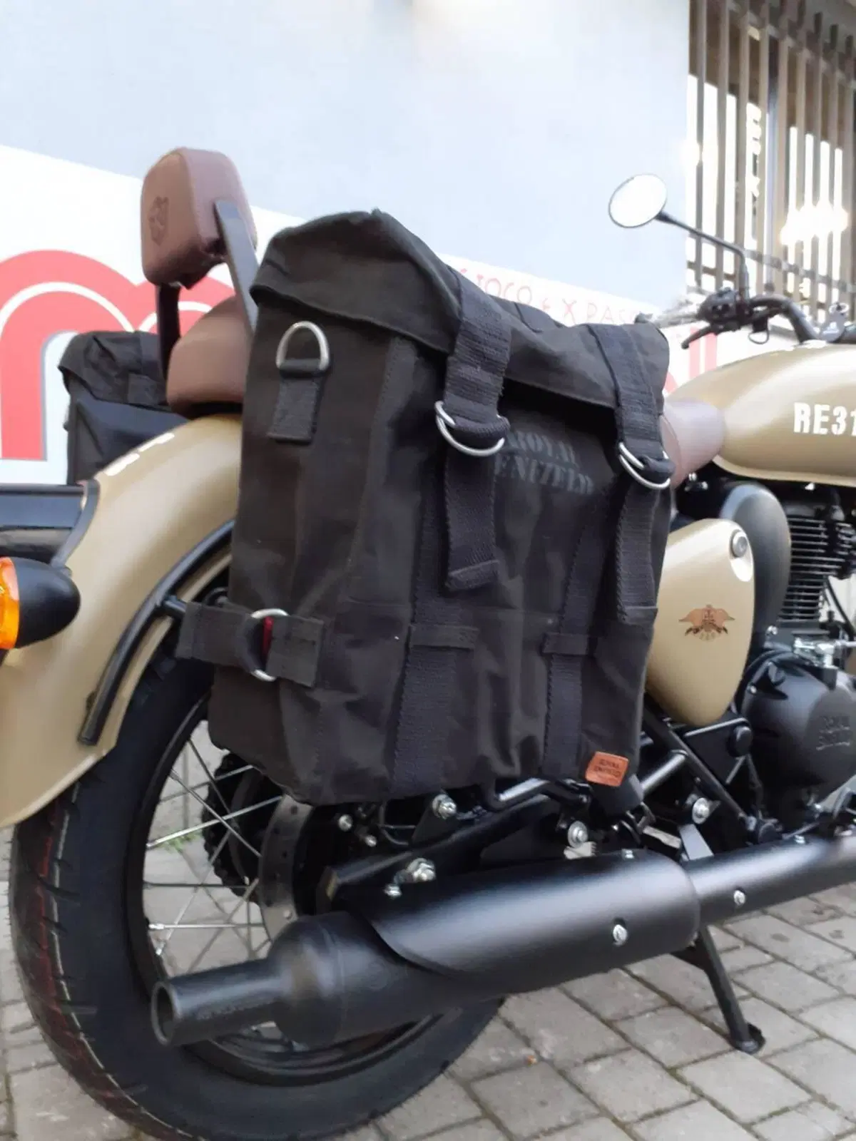 Royal Enfield Classic 350 (2021 - 26) (4)
