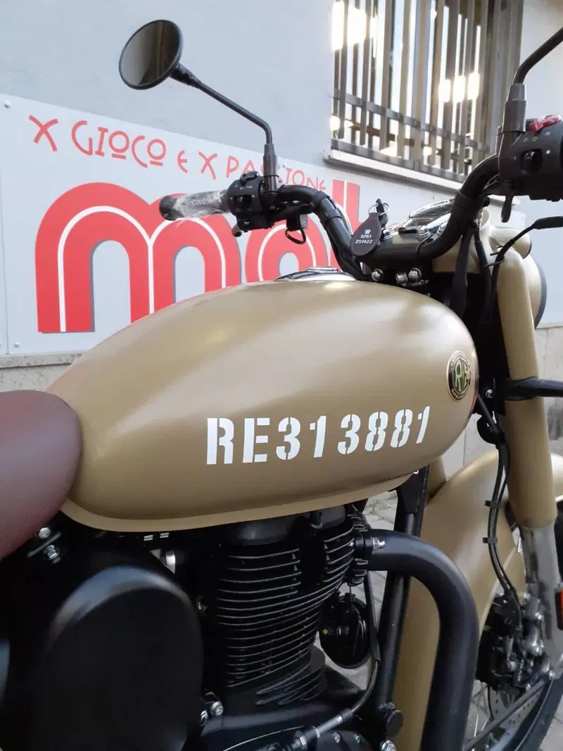 Royal Enfield Classic 350 (2021 - 26) (7)