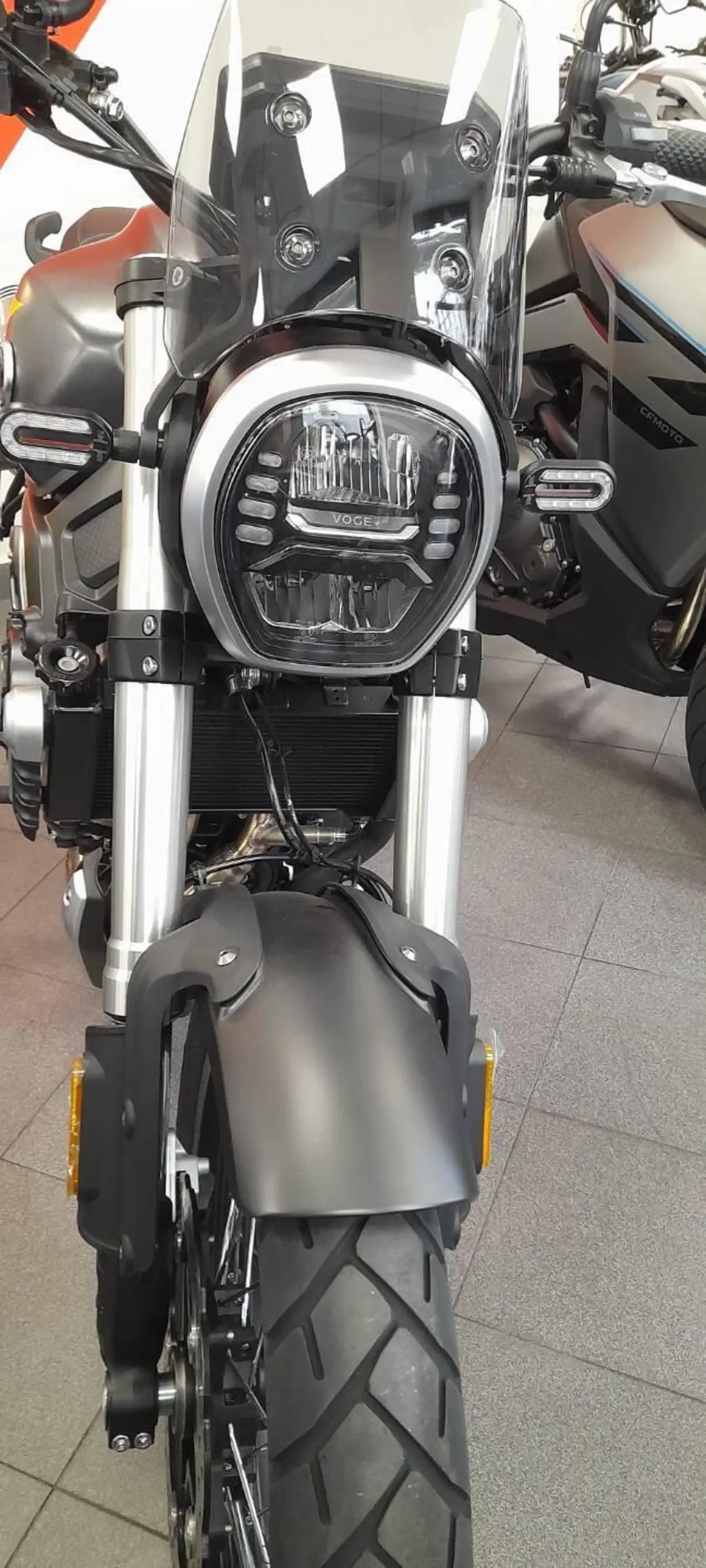 Voge Trofeo 525ACX Scrambler (2023 - 26) (4)