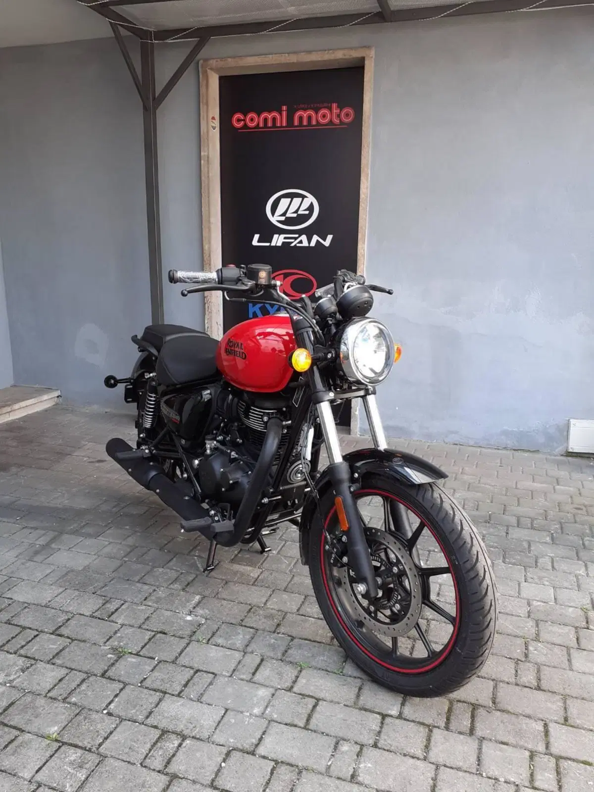 Royal Enfield Meteor 350 (2021 - 26)