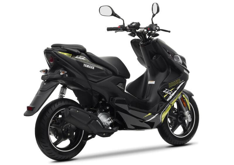 Yamaha Aerox 50 Aerox 50 R Naked (2013 - 17) (3)