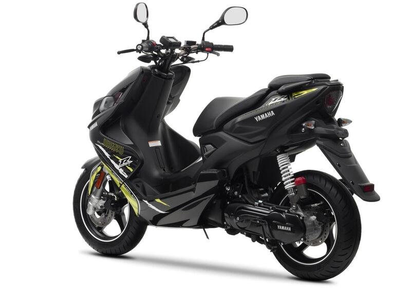 Yamaha Aerox 50 Aerox 50 R Naked (2013 - 17) (4)