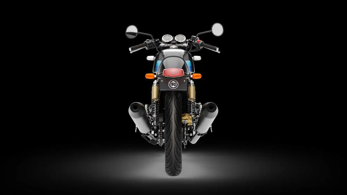 Blackout! Le nuove Royal Enfield Interceptor e Continental GT (22)