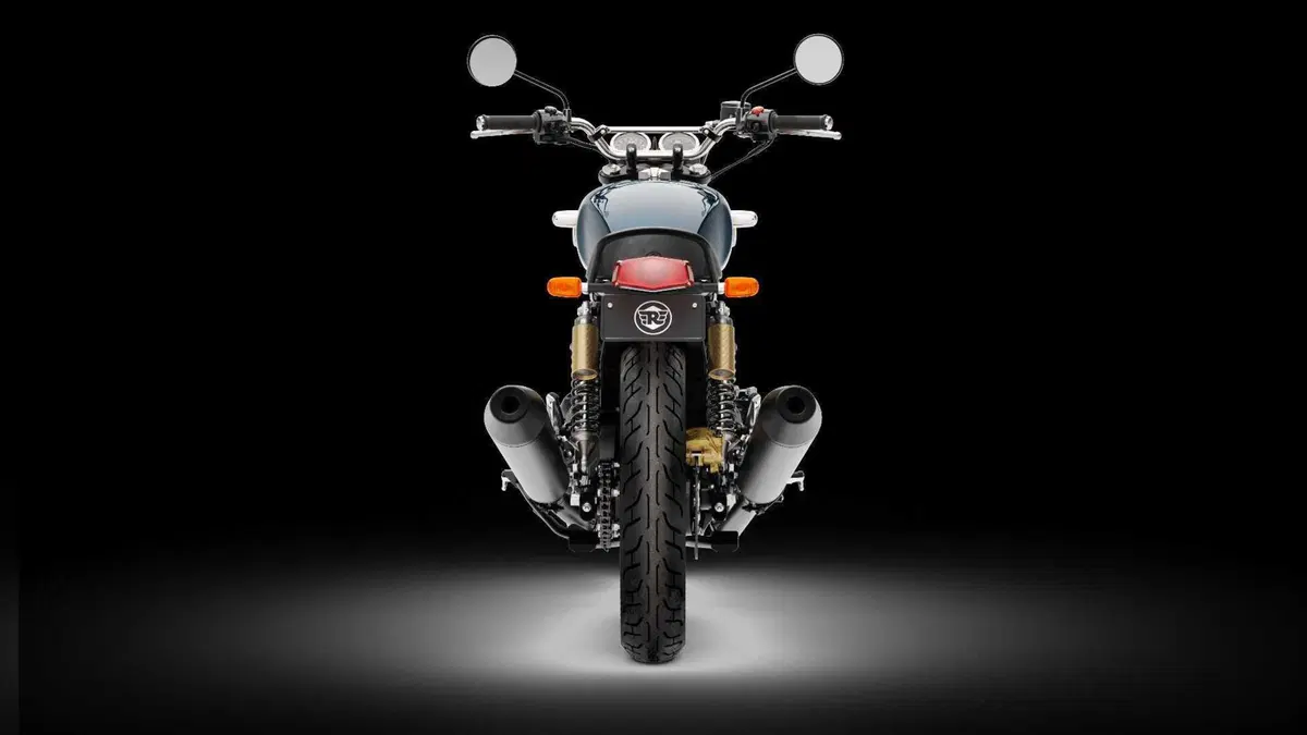 Blackout! Le nuove Royal Enfield Interceptor e Continental GT (15)