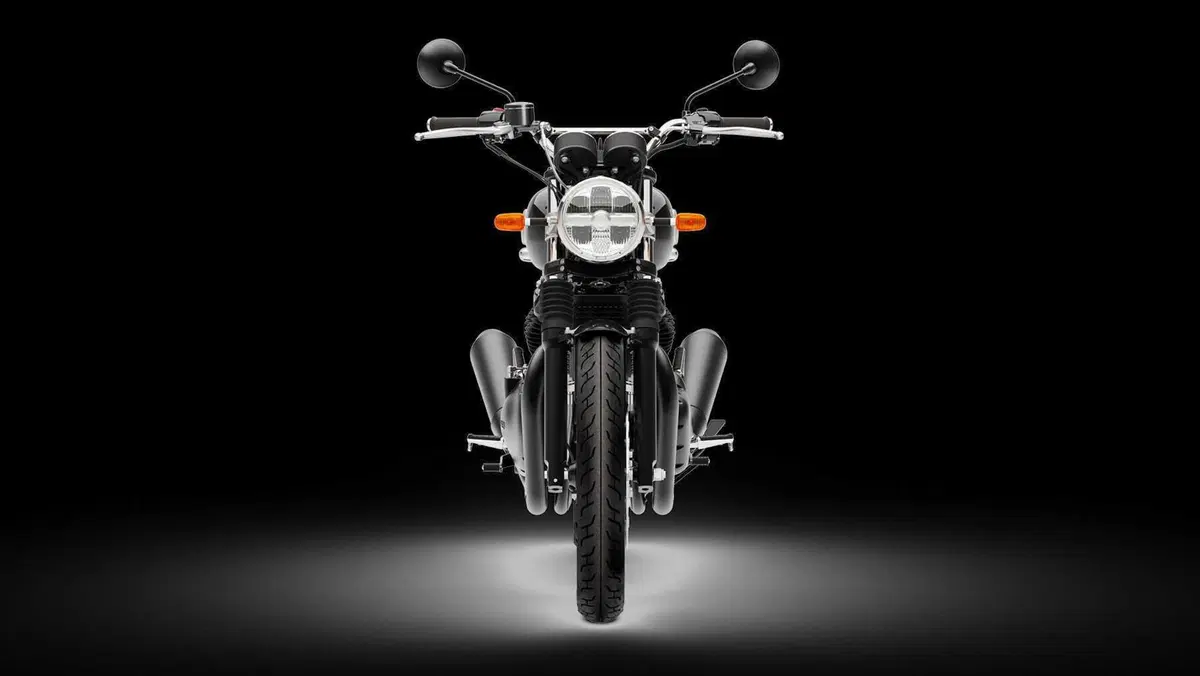 Blackout! Le nuove Royal Enfield Interceptor e Continental GT (22)