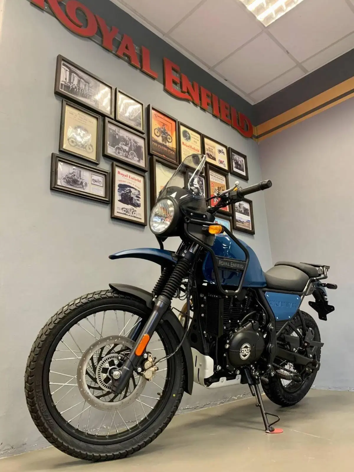Royal Enfield Himalayan 411 (2021 - 24) (2)