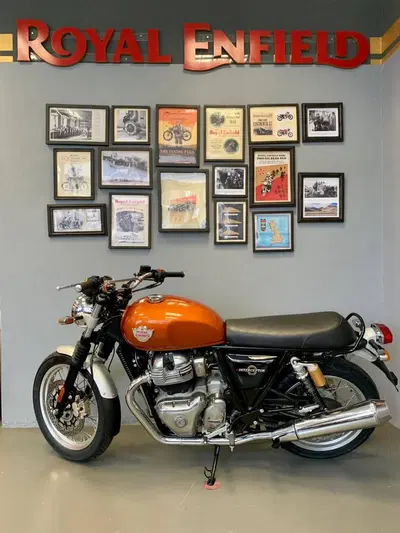 Royal Enfield Interceptor 650 (2021 - 26) nuova