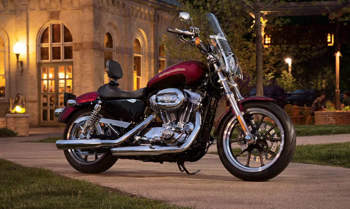 Harley-Davidson Sportster 883 SuperLow (2010 - 16) - XL 883L (6)