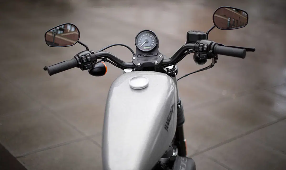 Harley-Davidson Sportster 883 Iron (2012 - 14) - XL 883N (5)