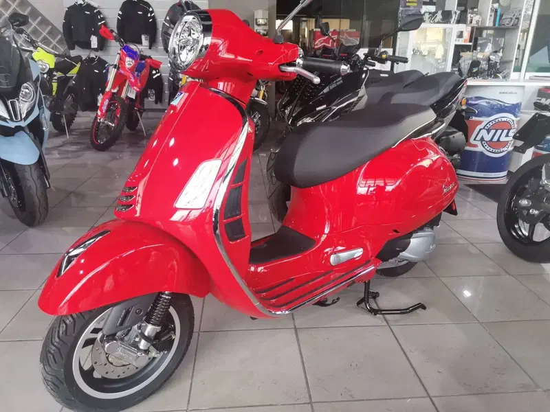 Vespa GTS 310 Super (2025 - 26) (4)