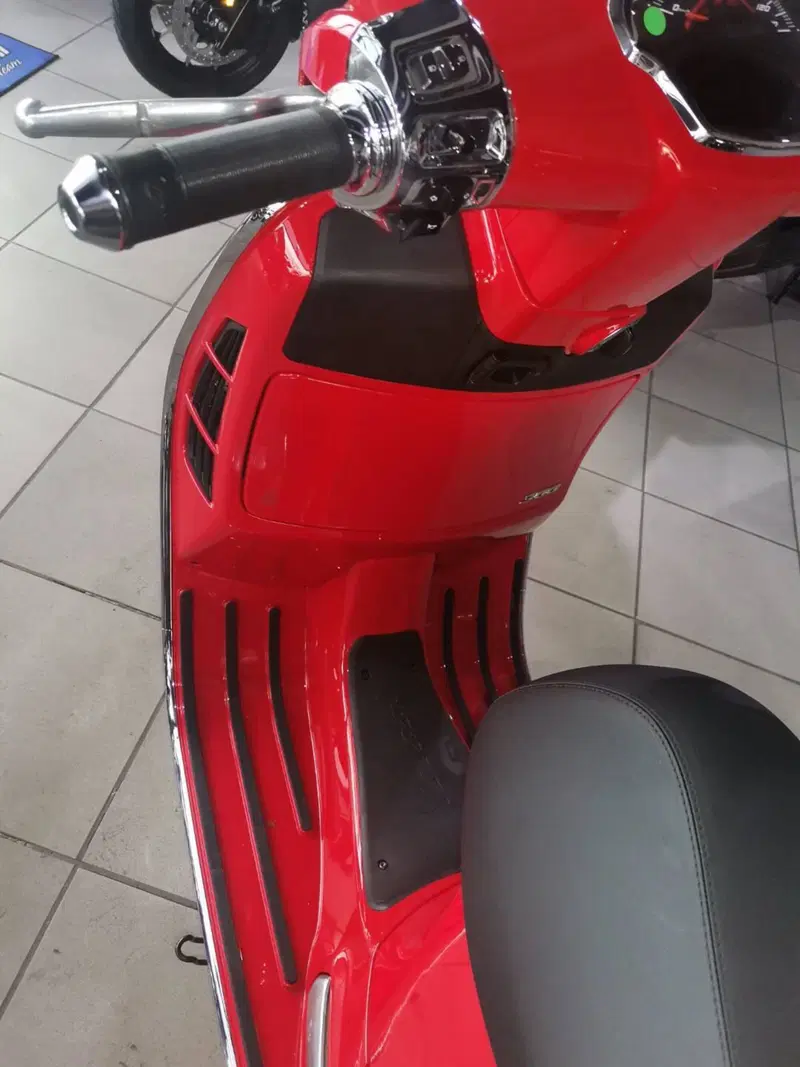 Vespa GTS 310 Super (2025 - 26) (7)