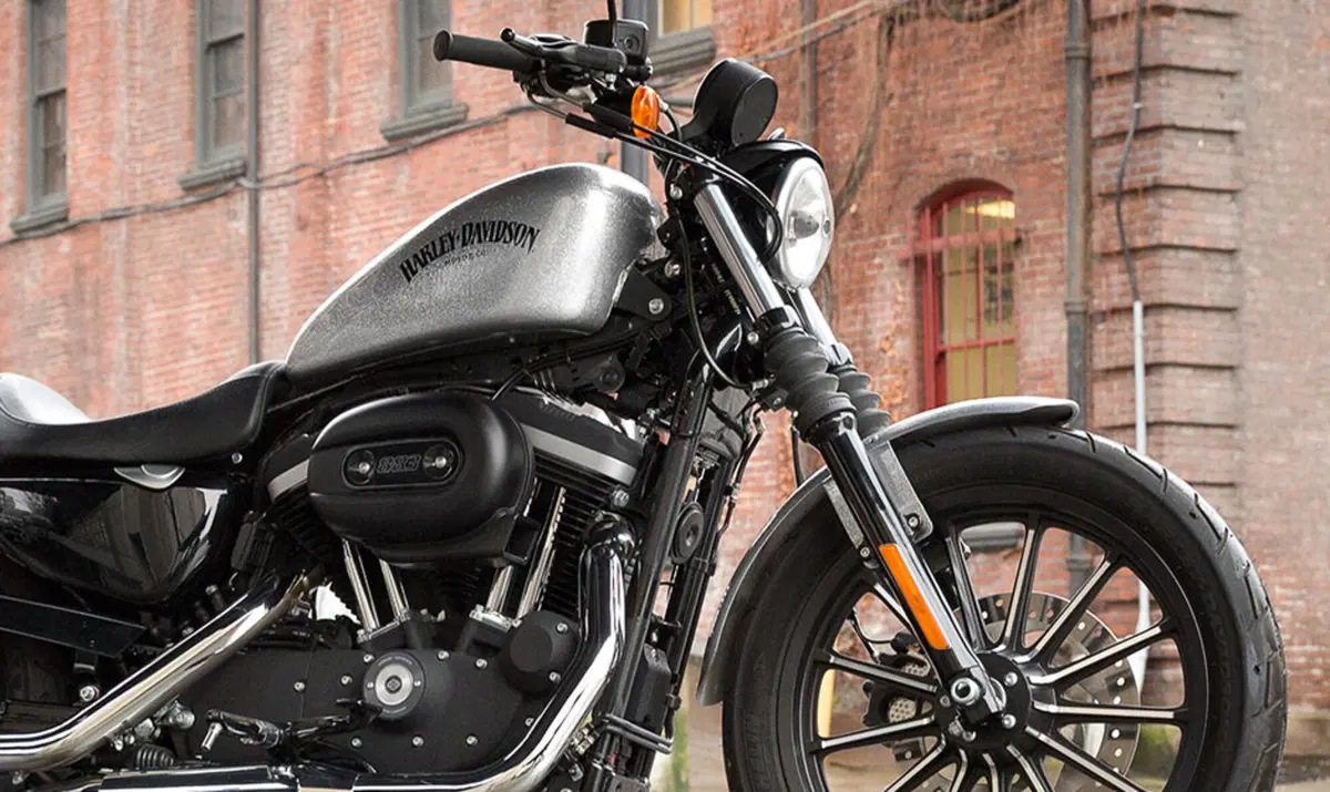 Harley-Davidson Sportster 883 Iron (2014 - 16) - XL 883N (6)