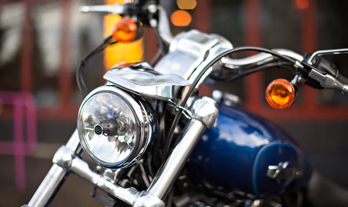 Harley-Davidson Sportster 1200 Custom ABS (2014 - 16) - XL 1200C (5)