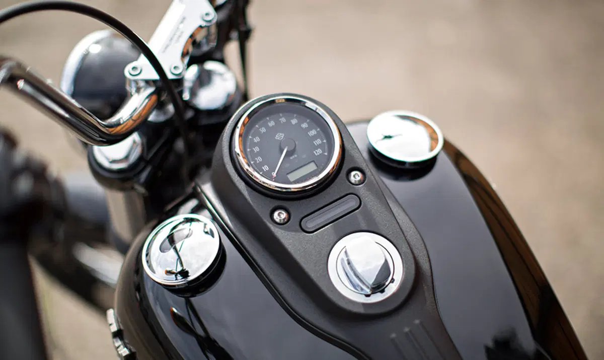 Harley-Davidson Dyna 1690 Street Bob Special (2015 - 16) - FXDB (4)