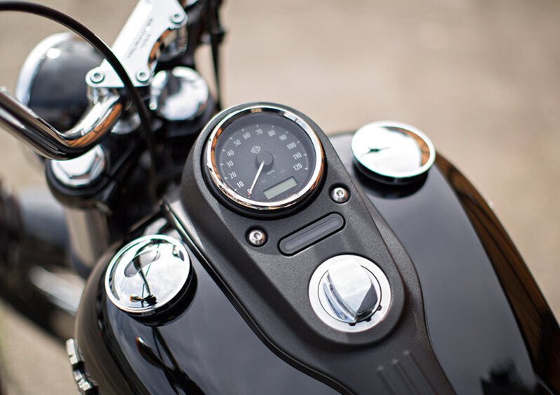 Harley-Davidson Dyna 1690 Street Bob Special (2015 - 16) - FXDB (4)