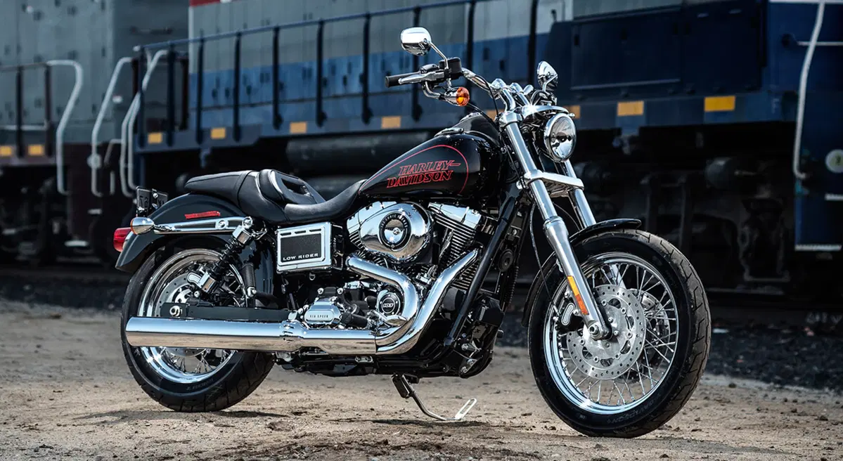 Harley-Davidson Dyna 1690 Low Rider (2014 - 17) - FXDL (9)