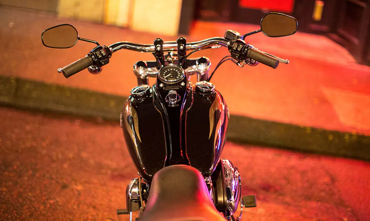 Harley-Davidson Dyna 1690 Wide Glide (2010 - 17) - FXDWG (4)