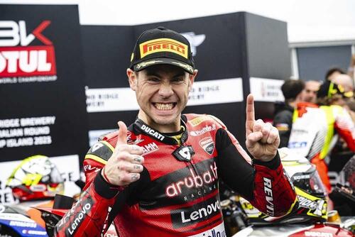 SBK 2023. GP di Australia. Alvaro Bautista piega Jonathan Rea nella Gara 1 bagnata di Phillip Island [GALLERY e RISULTATI] (3)