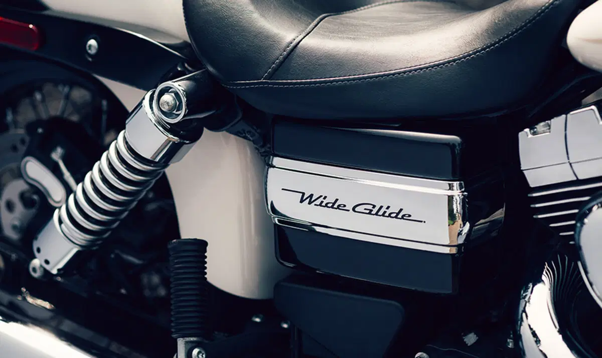 Harley-Davidson Dyna 1690 Wide Glide (2010 - 17) - FXDWG (13)