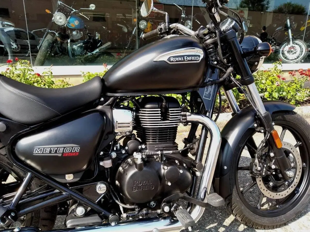 Royal Enfield Meteor 350 (2021 - 26) (4)