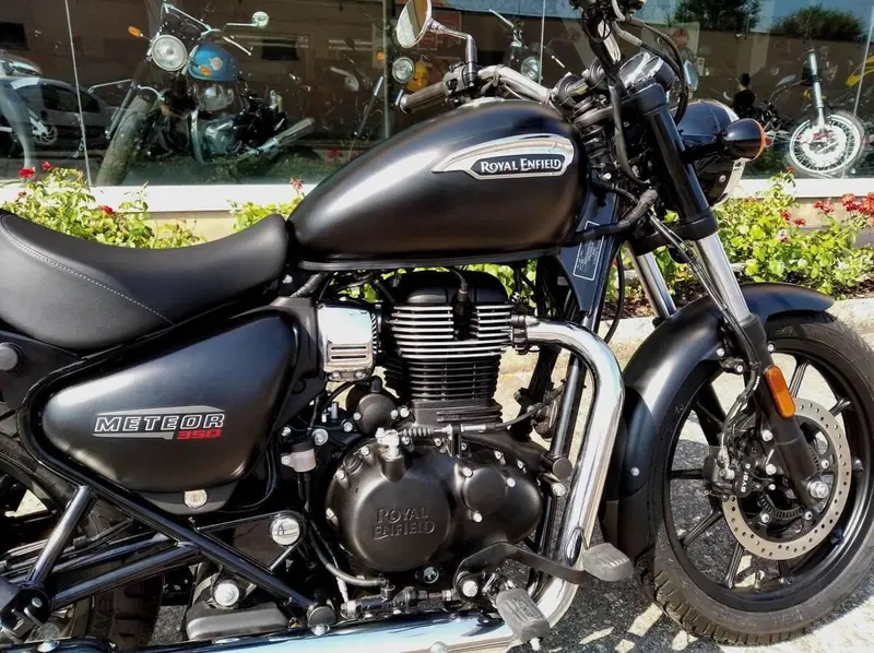 Royal Enfield Meteor 350 (2021 - 26) (4)