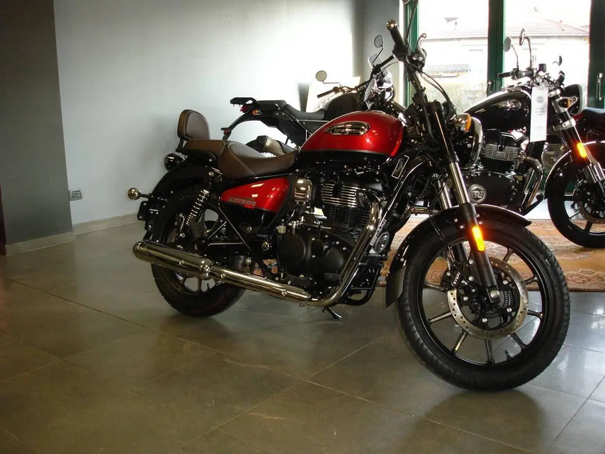 Royal Enfield Meteor 350 (2021 - 26) (5)