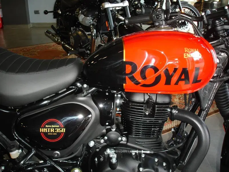 Royal Enfield HNTR 350 (2022 - 26) (2)