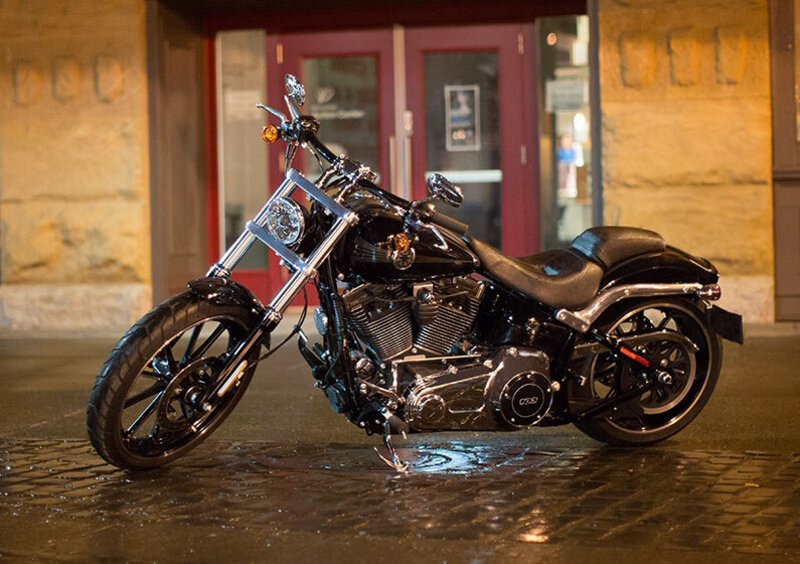 Harley-Davidson Softail 1690 Breakout (2013 - 17) - FXSB (4)