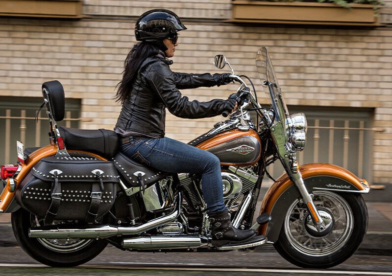 Harley-Davidson Softail 1690 Heritage Classic (2011 - 17) - FLSTC (7)