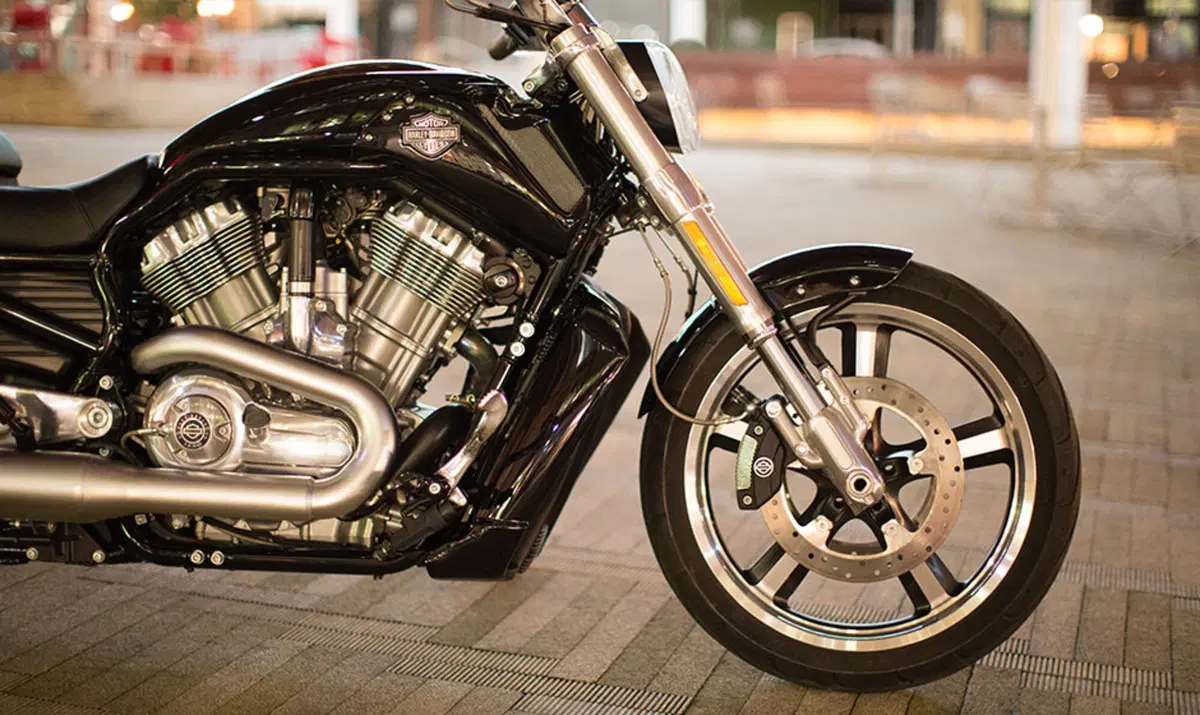 Harley-Davidson V-Rod 1250 V-Rod Muscle (2009 - 17) - VRSCF (6)