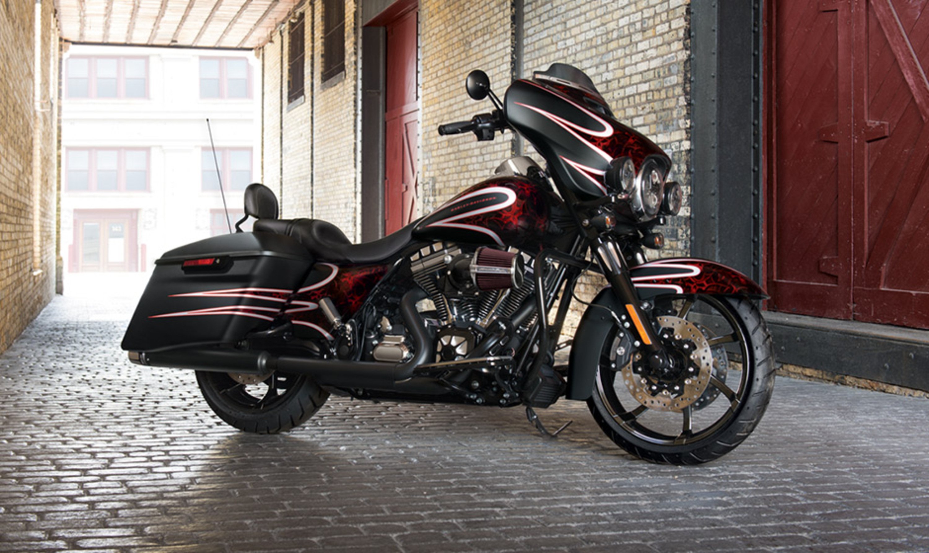 Harley-Davidson Touring 1690 Street Glide Special (2014 - 16) - FLHX