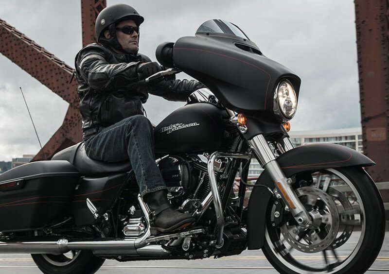 Harley-Davidson Touring 1690 Street Glide Special (2014 - 16) - FLHX (9)