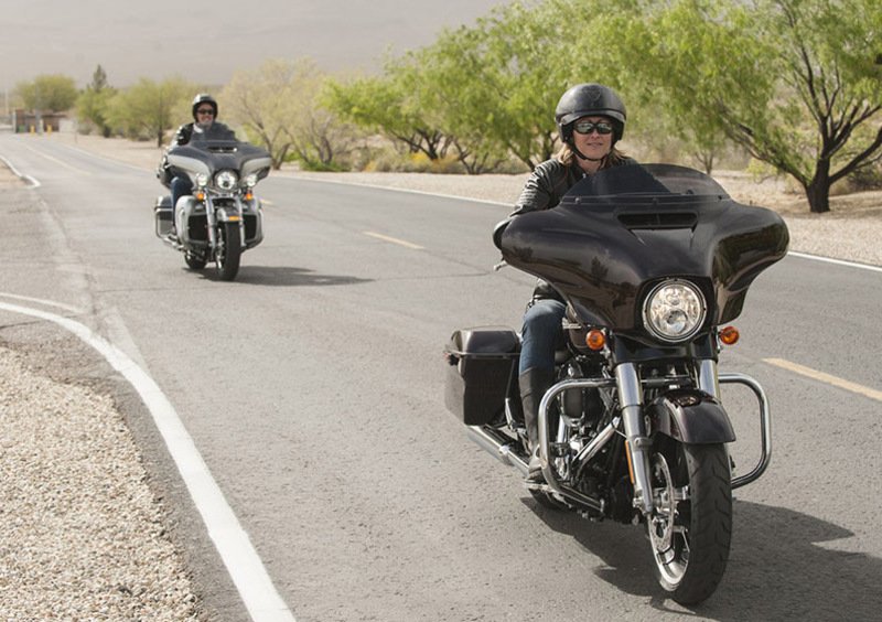 Harley-Davidson Touring 1690 Street Glide Special (2014 - 16) - FLHX (8)