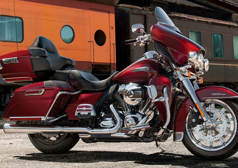 Harley-Davidson Touring 1690 Electra Glide Ultra Classic (2014 - 16) - FLHTCU