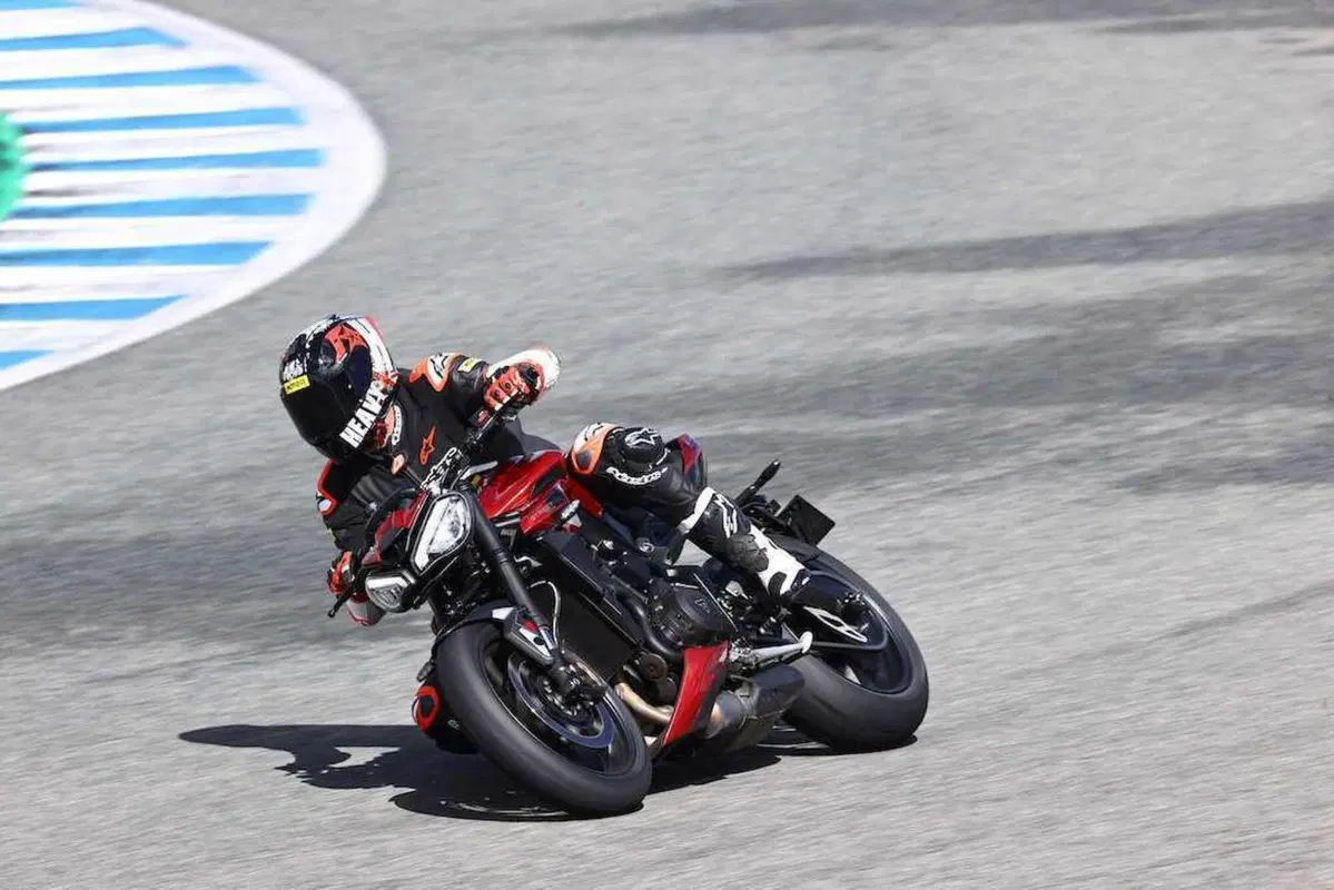 Triumph Street Triple R/RS: la solita secchiona! (4)