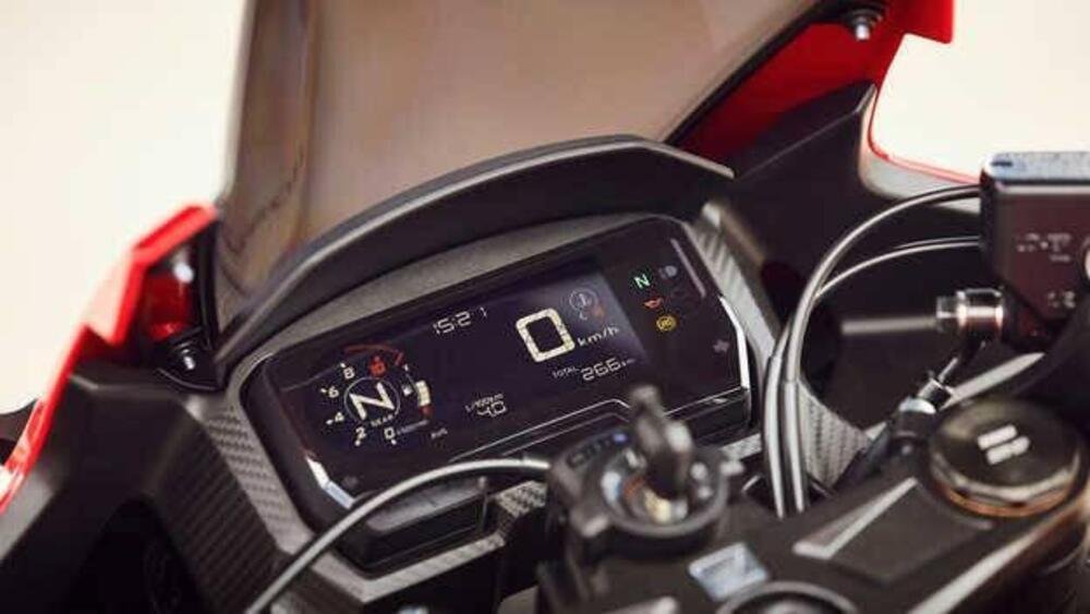 Honda CBR 500 R (2022 - 23) (4)