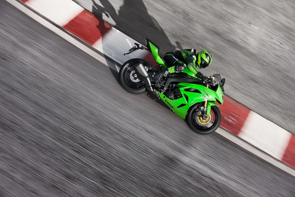 Kawasaki Ninja 600 ZX-6R Ninja 600 ZX-6R (2009 - 16) (2)
