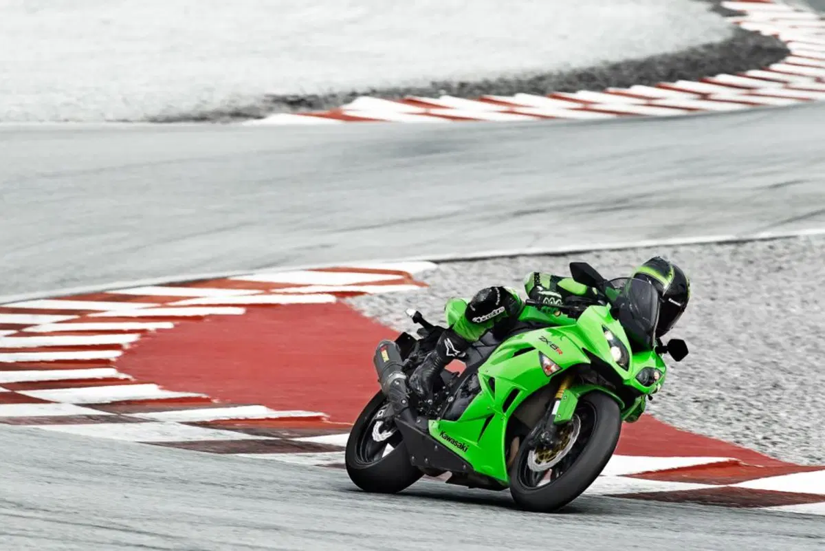 Kawasaki Ninja 600 ZX-6R Ninja 600 ZX-6R (2009 - 16) (5)