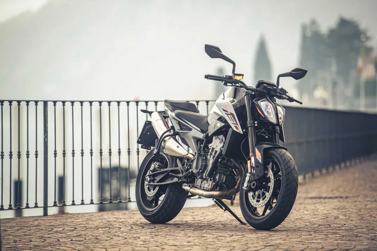 KTM 790 Duke 2023 TEST: torna e costa meno di 9.000 euro! Pro e contro dalla nostra prova (32)