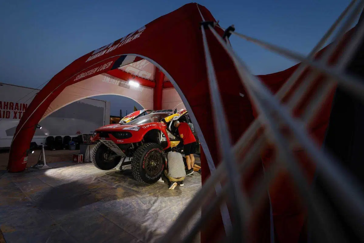 ADDC23. Tappa 1. Quintanilla, Honda, e Al-Attiyah, Toyota, Bis (10)