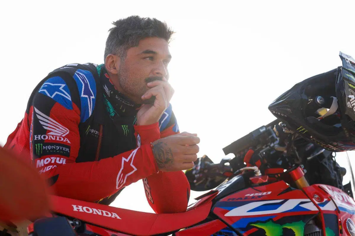 ADDC23. Tappa 1. Quintanilla, Honda, e Al-Attiyah, Toyota, Bis (13)