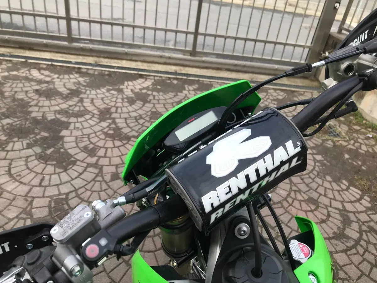 Kawasaki KX250X (2023 - 24) (8)