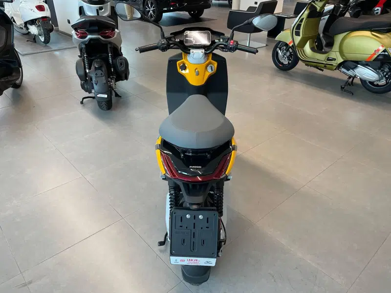 Piaggio 1 Active PMP (2022 - 23) (6)