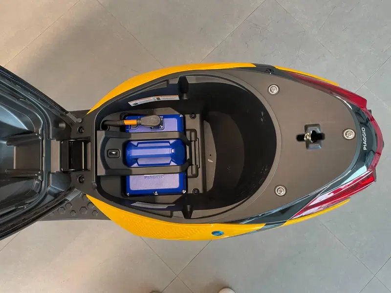 Piaggio 1 Active PMP (2022 - 23) (11)