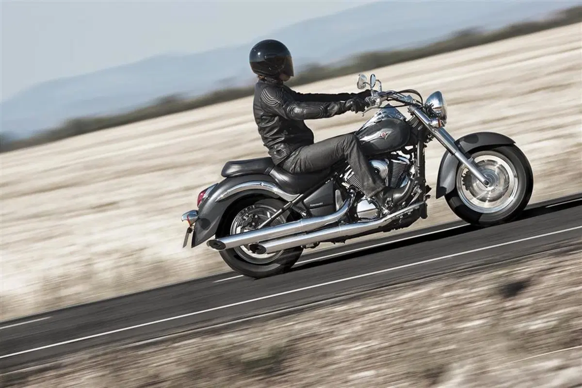 Kawasaki Vulcan VN 900 Vulcan VN 900 Classic (2011 - 16) (2)